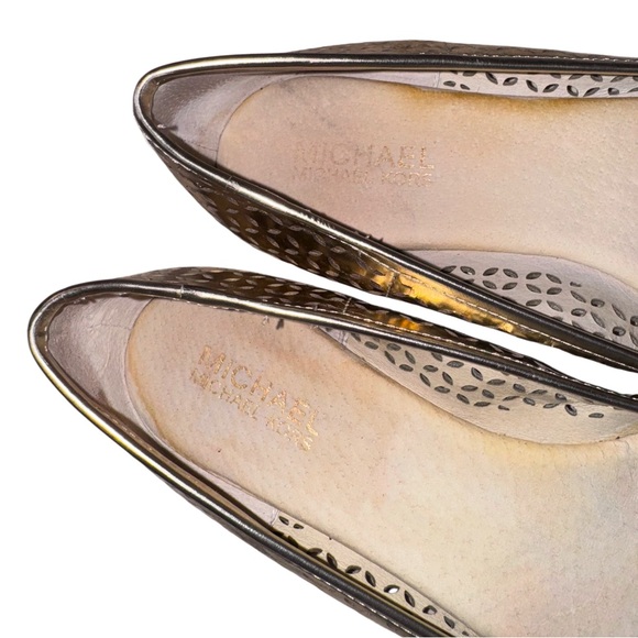 Michael KORS Olivia perforated GOLD ballet flats women’s shoes size 9 - Picture 4 of 17